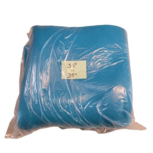 Turquoise Blue Fleece Fabric 35 x 35" Soft Warm Material for Craft Sewing - Picture 5 of 7